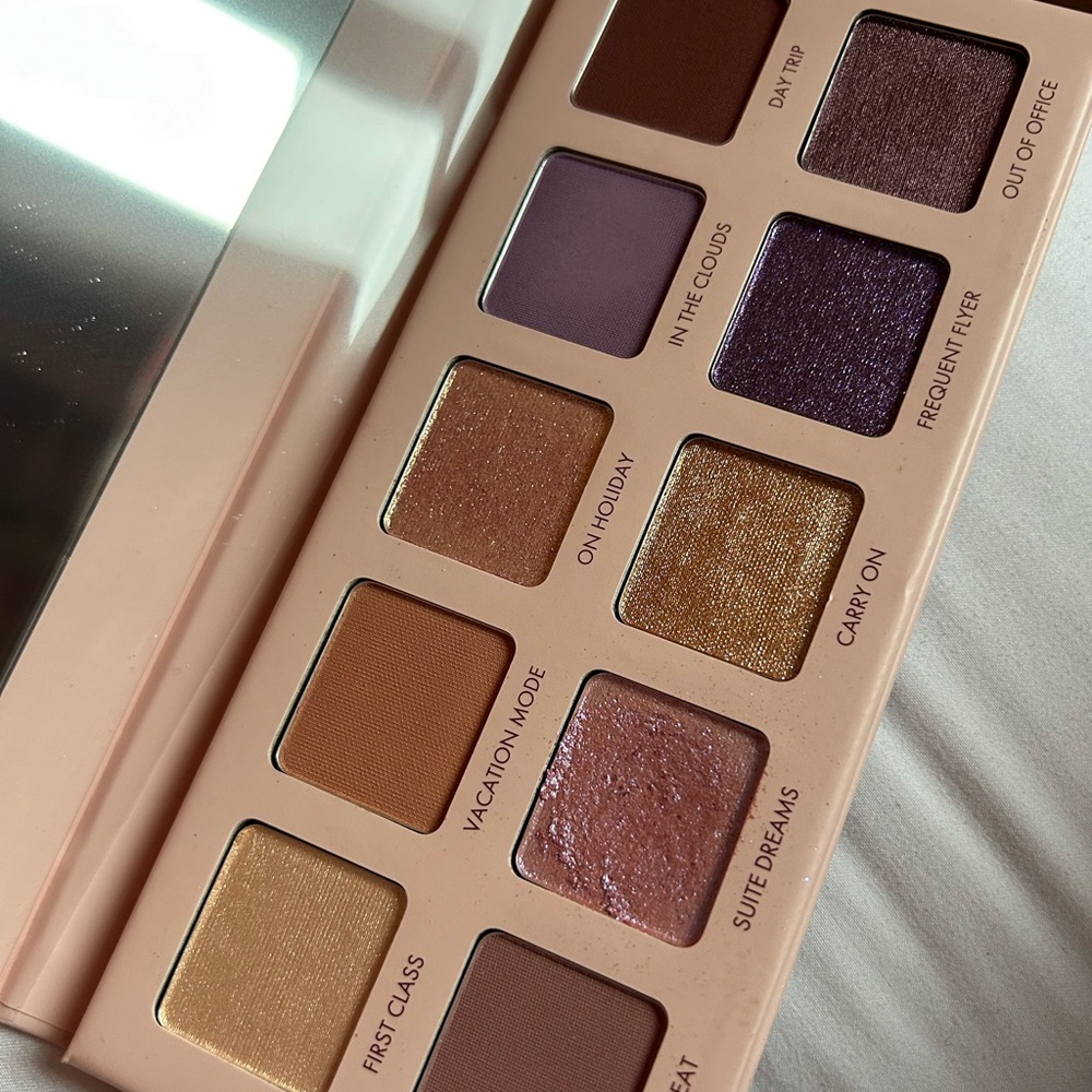 Wander beauty eyeshadow palette
